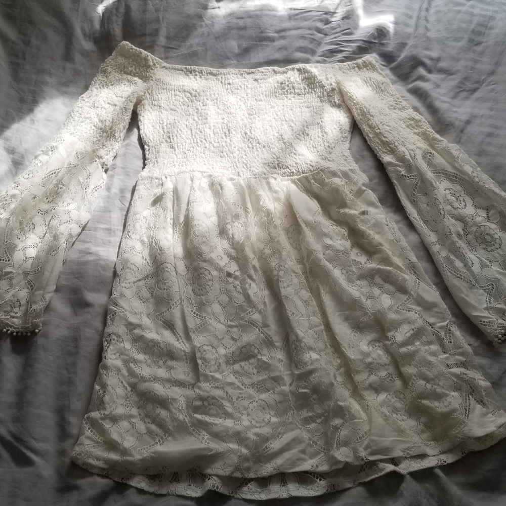 White lace dress
